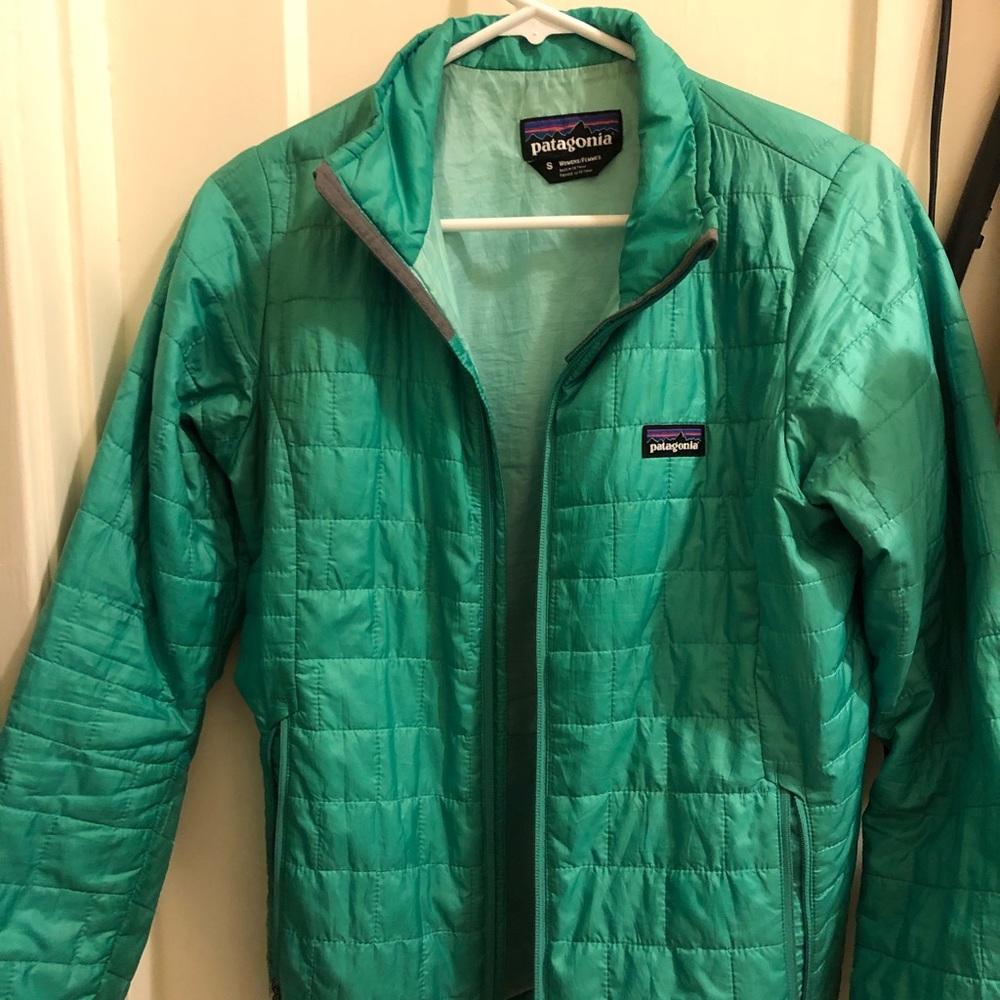 Patagonia Nano Puff Women's size Small